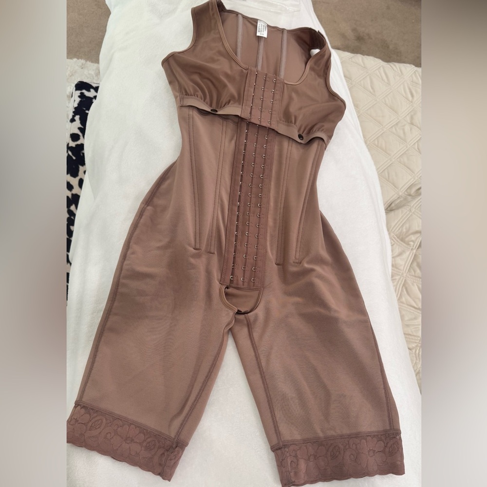 Faja Shapewear, Stomach Shapewear, Corset Waist Shaper NWT